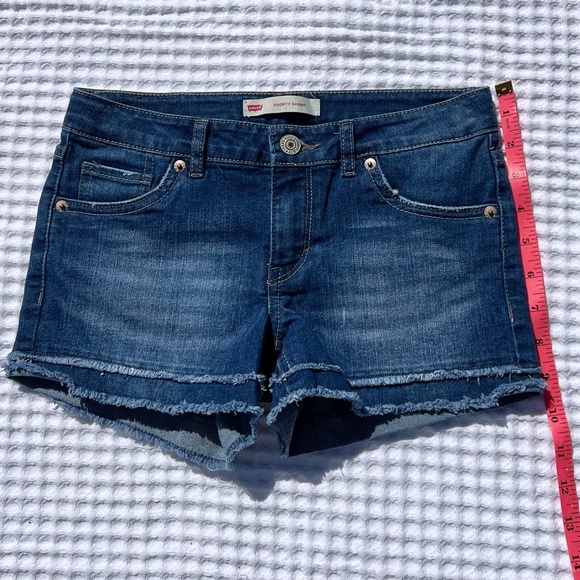 Levi's Denim Girls' Shorty Shorts Double Frayed Edges - Picture 12 of 16